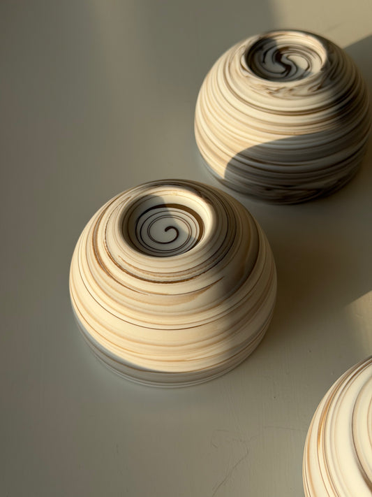 Flowline Round Cup Clay