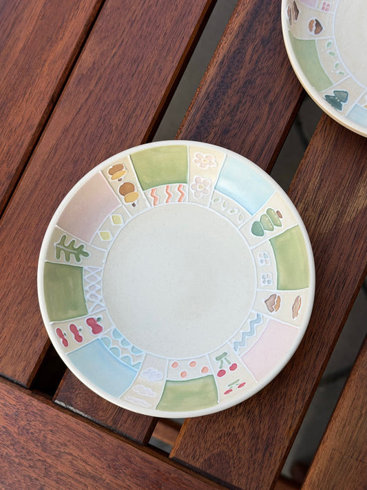 Acorn Plate